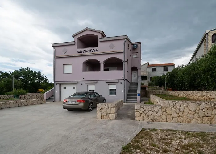 With Parking Space Maslenica, Novigrad - 21404 *