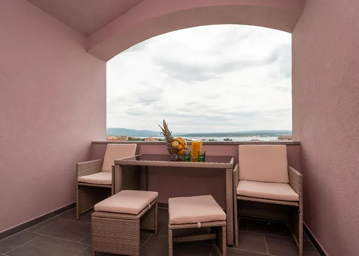 With Parking Space Maslenica, Novigrad - 21404 Appartement *