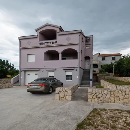 With Parking Space Maslenica, Novigrad - 21404 *