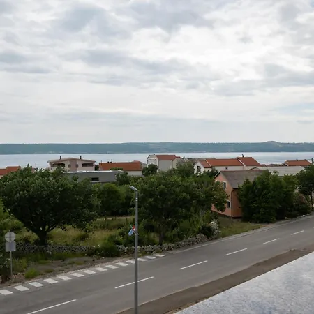 아파트 With Parking Space Maslenica, Novigrad - 21404 야세니스