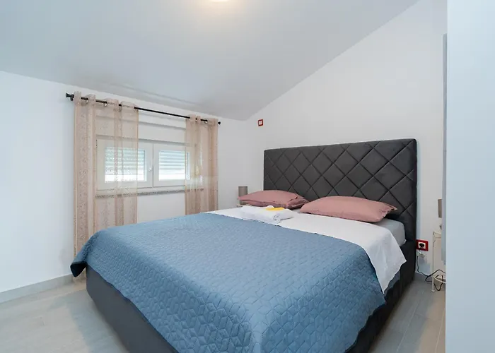 With Parking Space Maslenica, Novigrad - 21404 아파트 야세니스